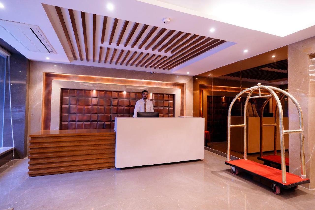 Hotel Ritz Neu-Delhi Exterior foto