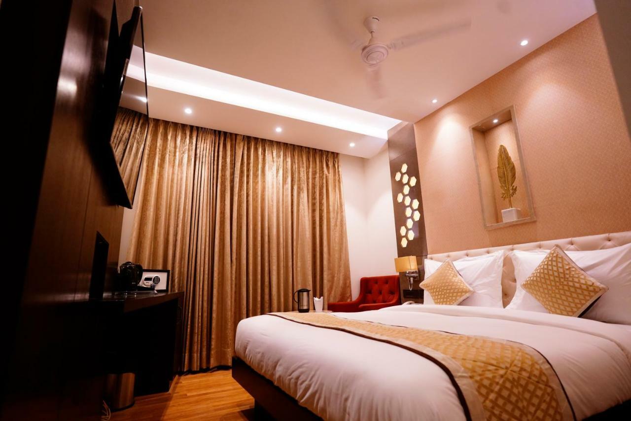 Hotel Ritz Neu-Delhi Exterior foto