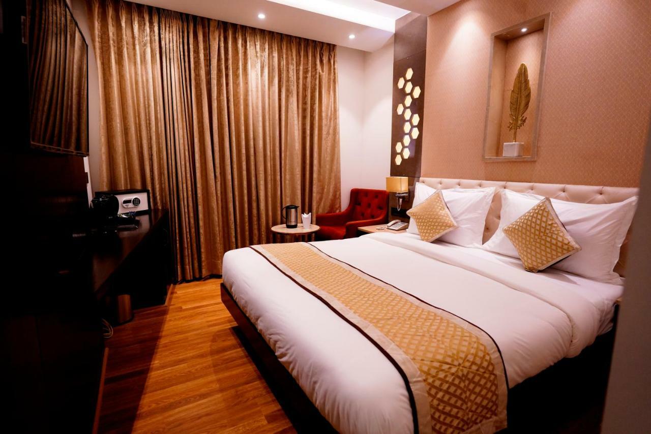 Hotel Ritz Neu-Delhi Exterior foto